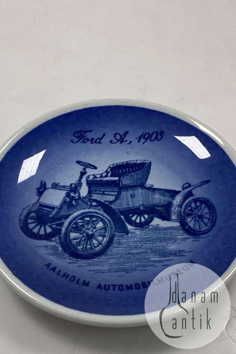 Royal Copenhagen 2010 Plaquette No 153 Ford A, 1903 Aalholm automobilmuseum