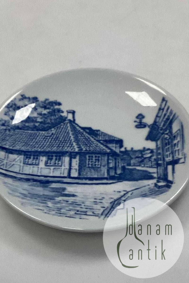 Royal Copenhagen 2010 SAS Plaque No 3