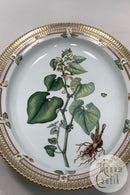 Royal Copenhagen Flora Danica Ovalt fad No 372