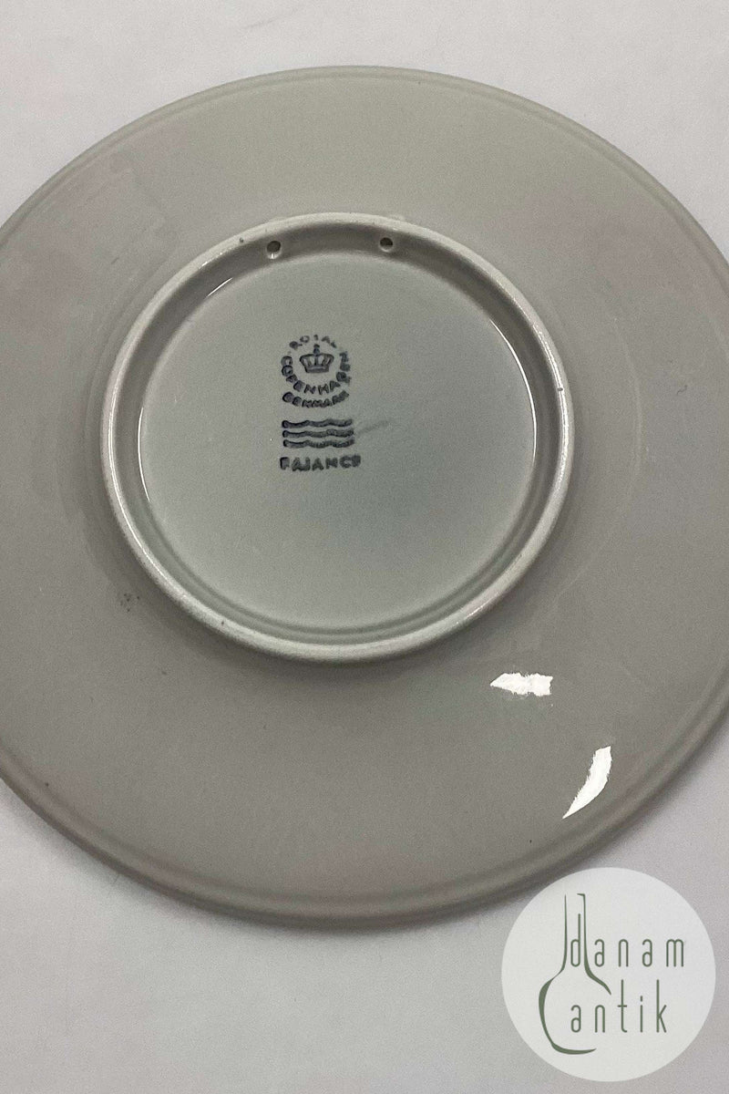 Royal Copenhagen / Aluminia Navy Weihnachtsteller 1974