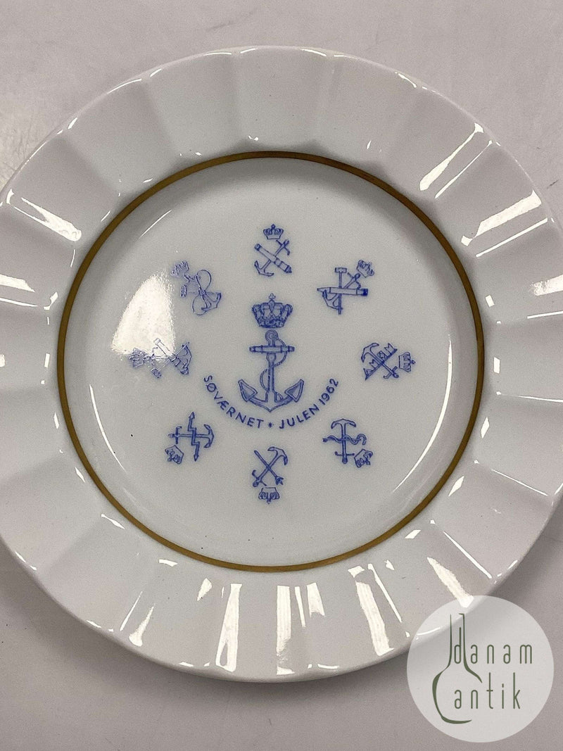 Royal Copenhagen / Aluminia Søværnets Juleplatte 1962