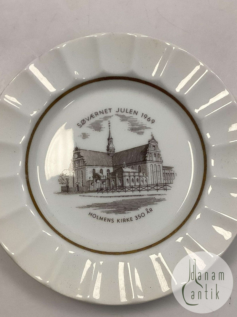 Royal Copenhagen / Aluminia Søværnets Juleplatte 1969