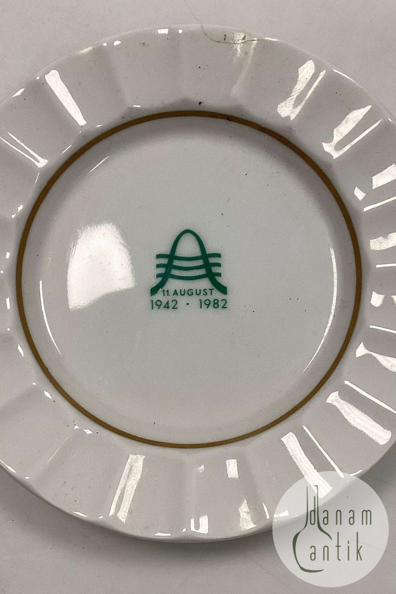 Royal Copenhagen / Aluminia Navy Christmas Plate 1982