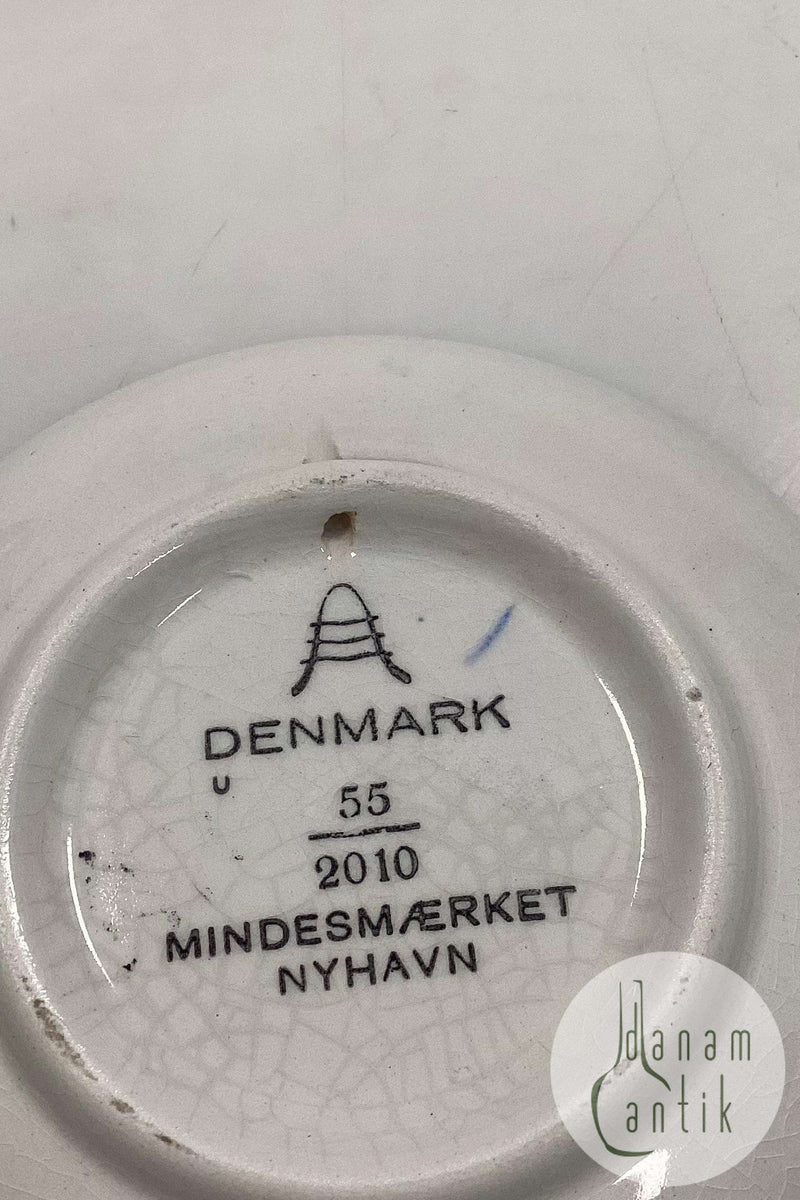 Royal Copenhagen 2010 Plaquette No 55 Memorial Nyhavn