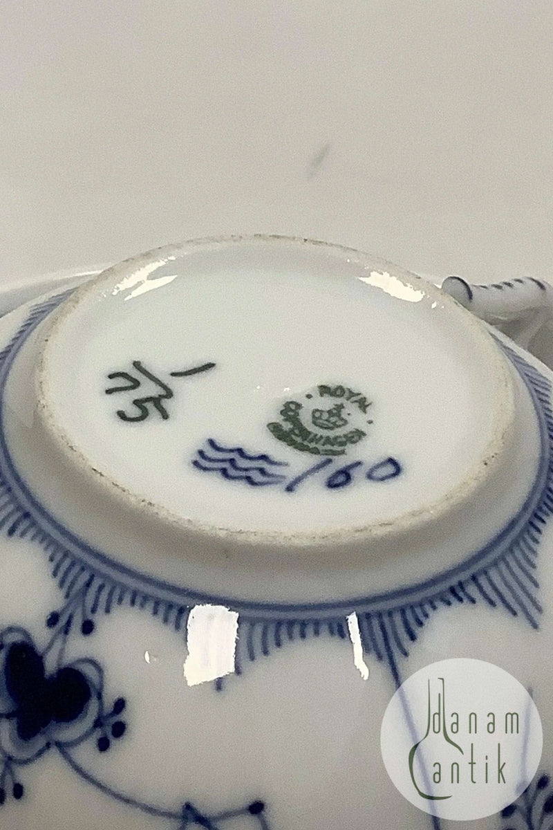 Royal Copenhagen Musselmalet Riflet Thekop / Kontorkop No 75