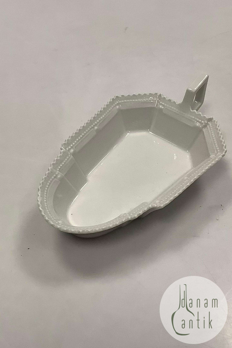 Royal Copenhagen White Flora Danica Pearl Pattern Assiet