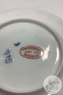 Bing and Grondahl 蓝色凹槽素面/蓝色彩绘茶杯，带 Main Depot 标志