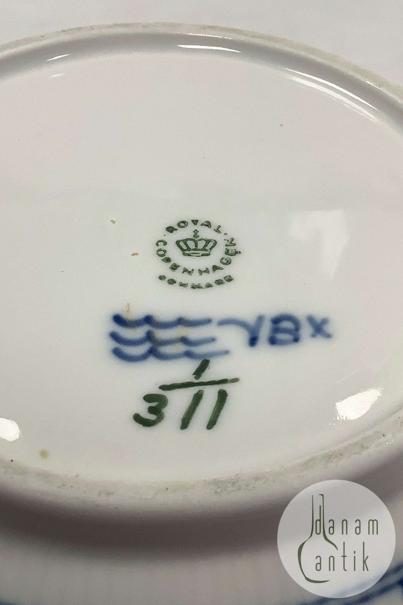Royal Copenhagen Musselmalet Riflet Salatskål No. 311