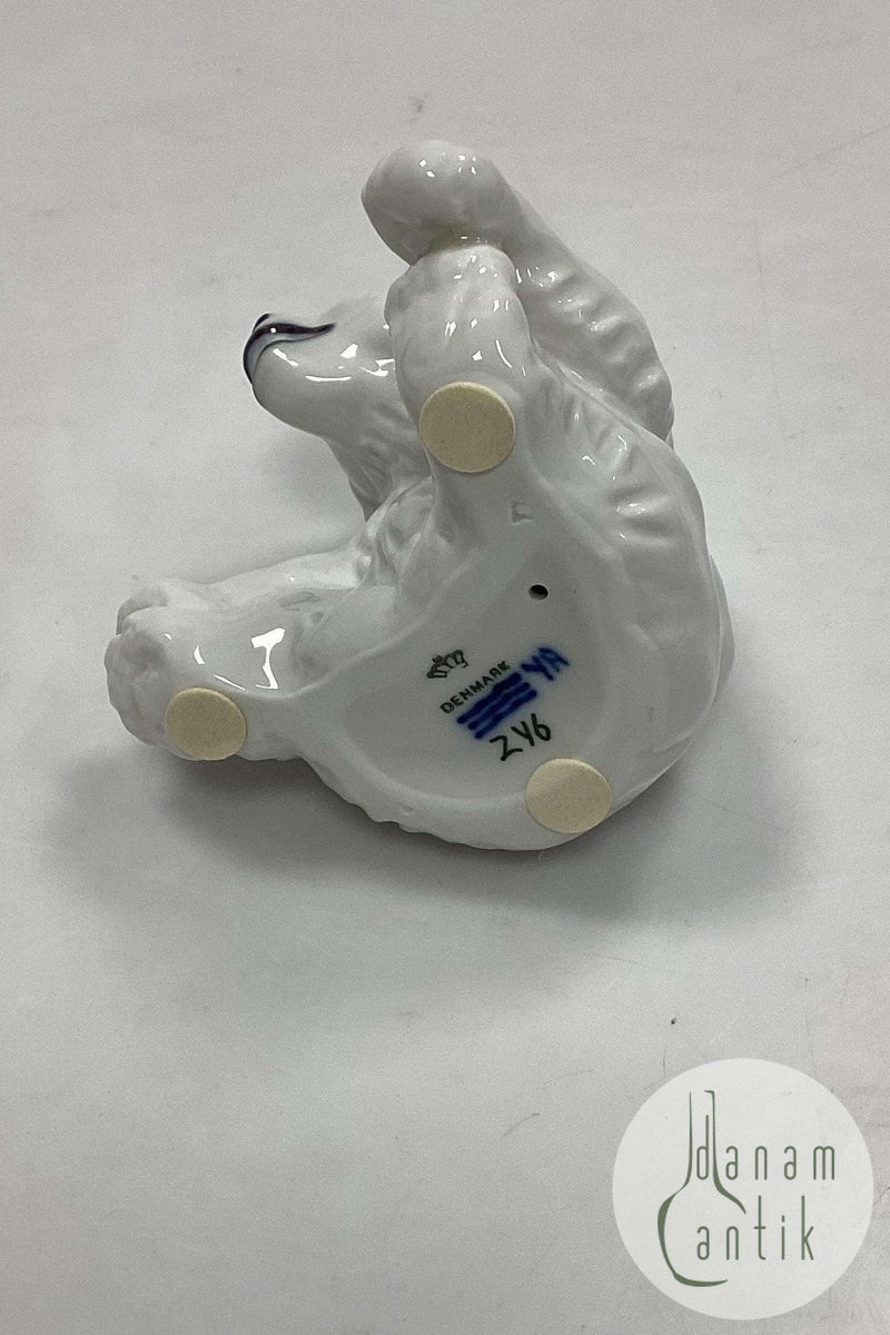 Royal Copenhagen Figur af Isbjørneunge No. 246