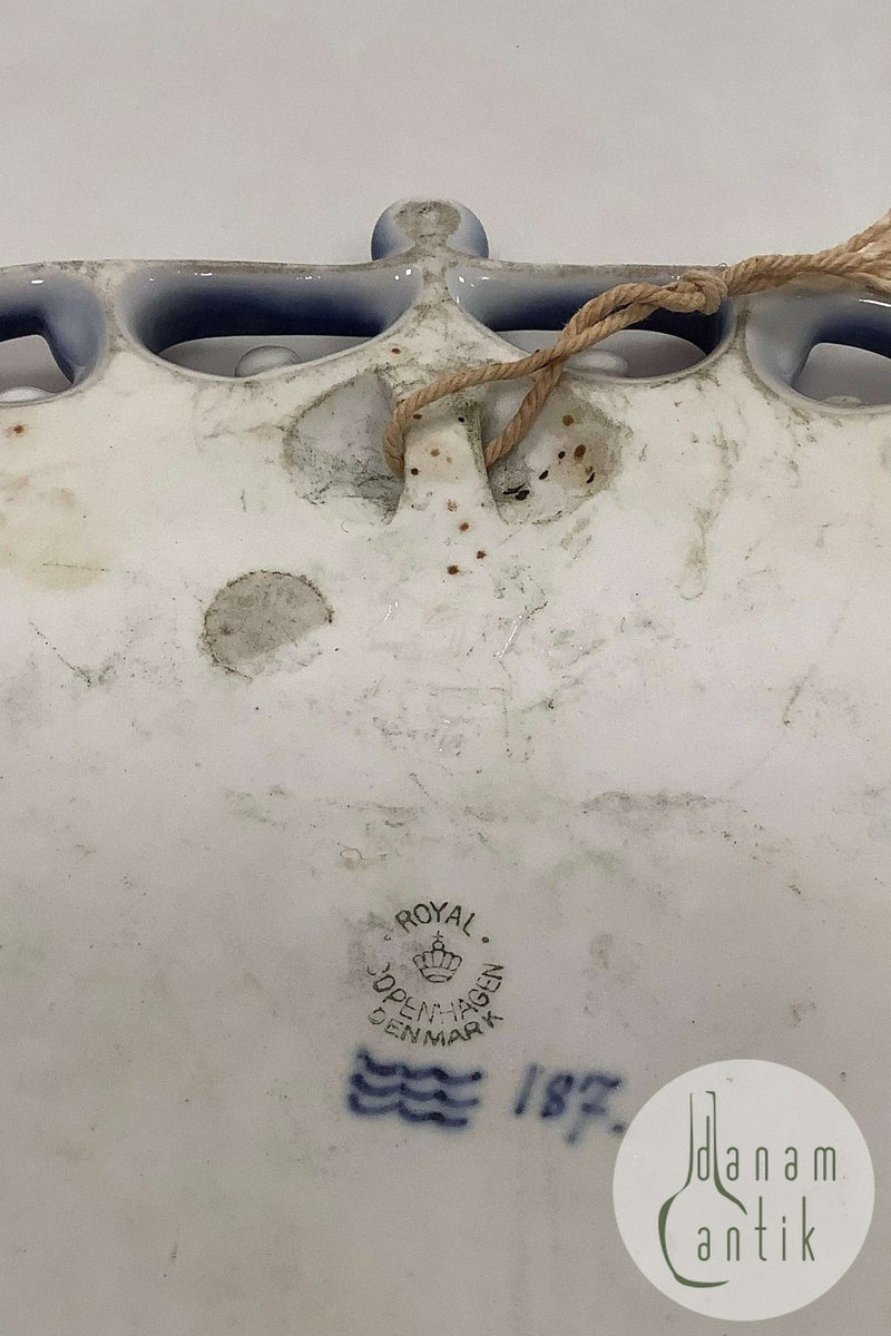 Royal Copenhagen Engelsk Forhandler Skilt med Krone, tidlig