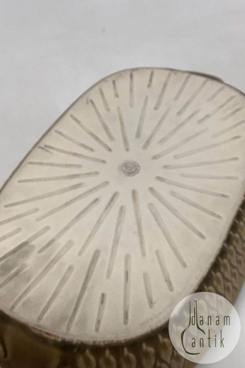 Bing og Grøndahl Jens Quistgaard Aflangt Fad med Håndtag fra Relief Serien (Kronjyden)