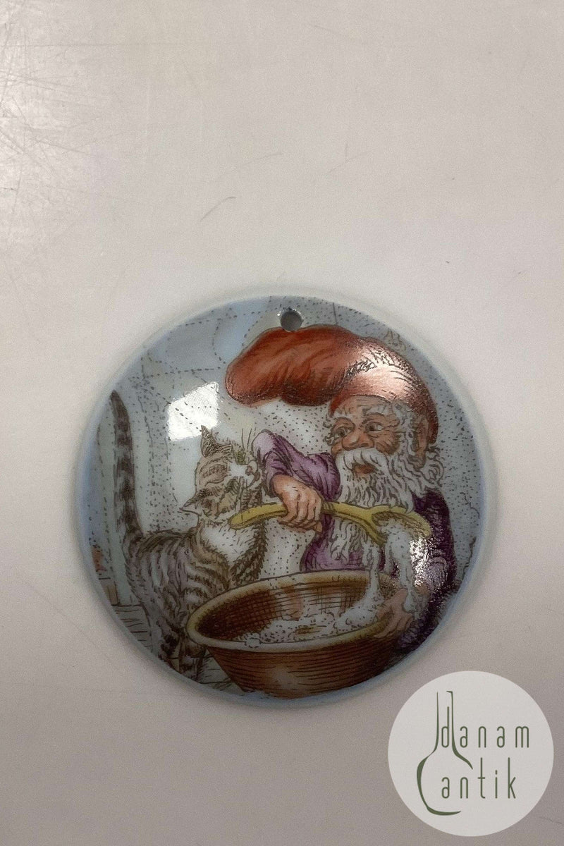 Royal Copenhagen Nisse Julestel Ornament No.2