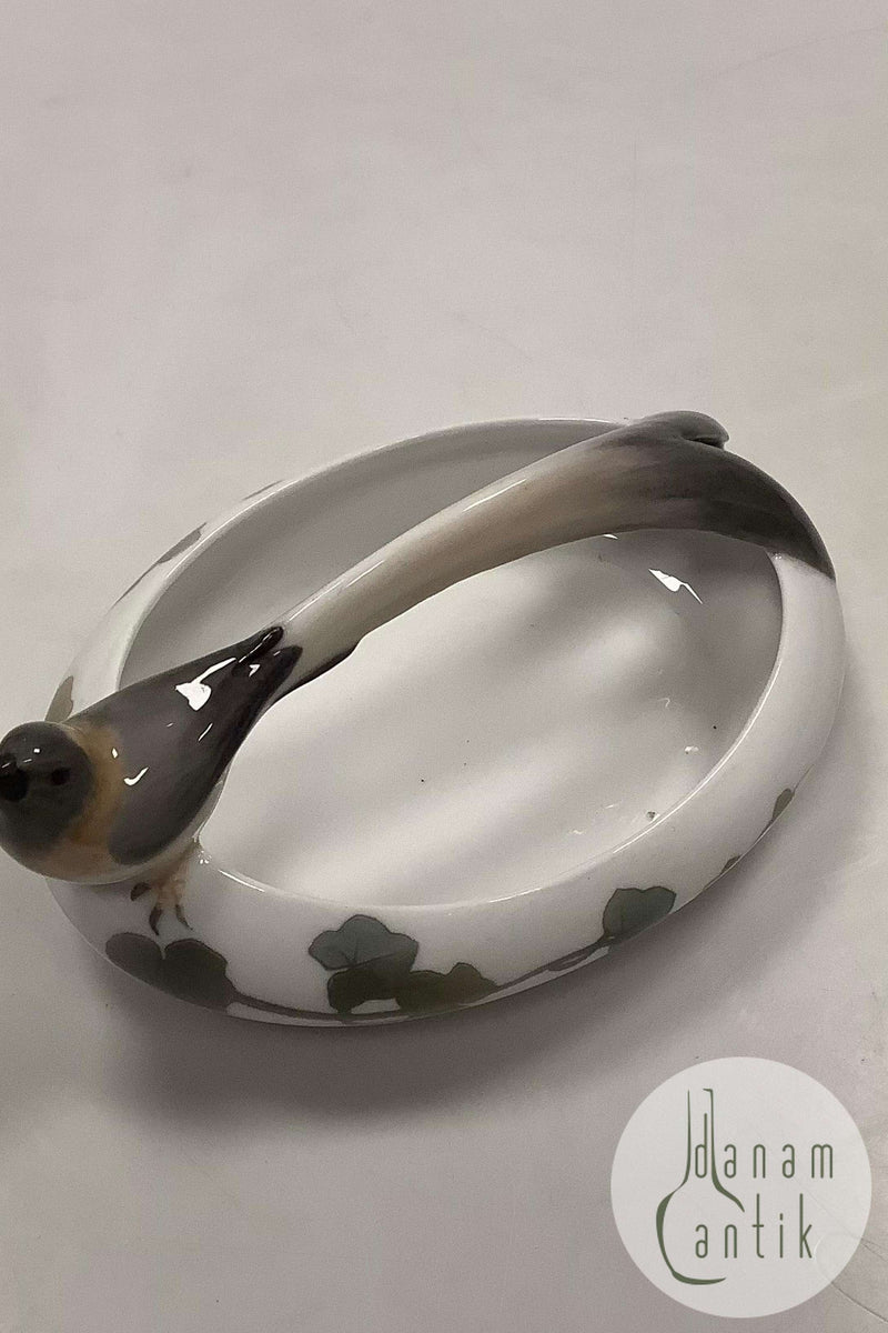 Royal Copenhagen Art Nouveau Fugleskål No 753/376