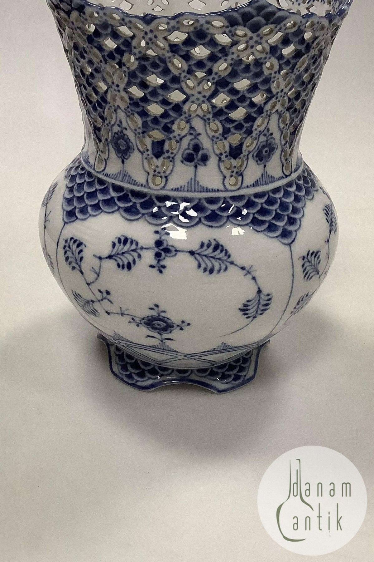 【極美品 1級品】ロイヤルコペンハーゲン ブルーフルーテッド フルレース 花瓶 new1_8945037148509_1200x.jpg?v