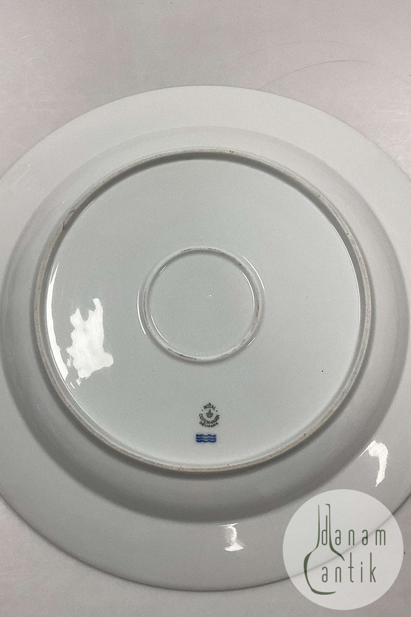 Royal Copenhagen Hvidt Blå Blomst Kantet Stort Fad No. 8544