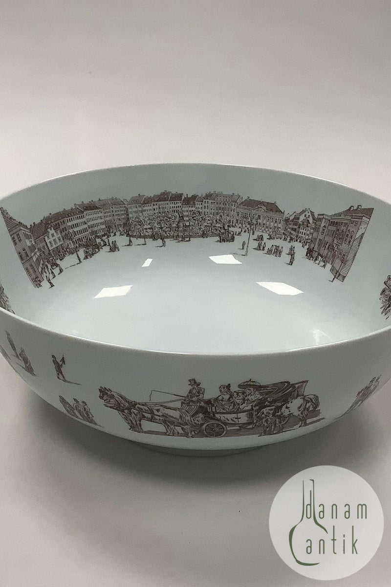 Bing og Grøndahl Jubilæumsskål Københavns Kommune  Måler 26,5cm x 10,5cm ( 10.43 inch x 4.13 inch )