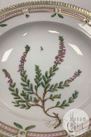 Royal Copenhagen Flora Danica Dyb Tallerken No 20/3546 eller 604
