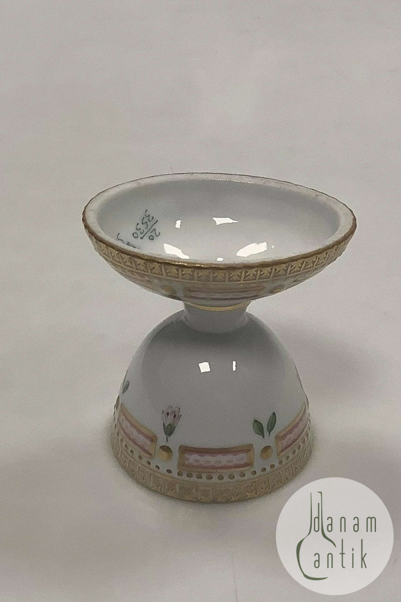 Royal Copenhagen Flora Danica Æggebæger No 20 / 3530 eller nyt nummer 696