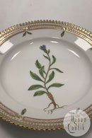 Royal Copenhagen Flora Danica Salat Tallerken No 20 / 3573