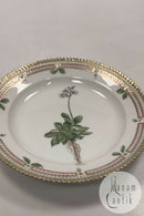 Royal Copenhagen Flora Danica Salat Tallerken No 20 / 3573