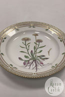 Royal Copenhagen Flora Danica Salat Tallerken No 20/3573