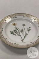 Royal Copenhagen Flora Danica Salat Tallerken No 20 / 3573
