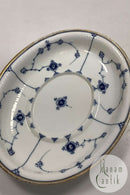 Royal Copenhagen Musselmalet Riflet underfad med guld