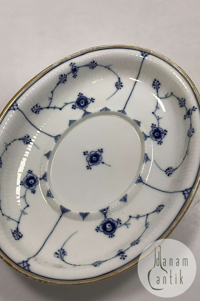 Royal Copenhagen Musselmalet Riflet underfad med guld