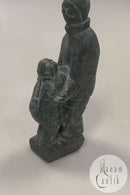 Grønlandsk Fedtstensfigur af Inuit Kvinde og barn