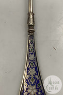 Sølvske med emalje ornamentik og forgyldning