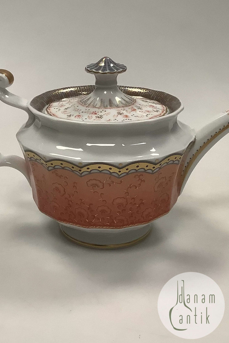 Royal Copenhagen Fairytale Terracotta Thekande No 137