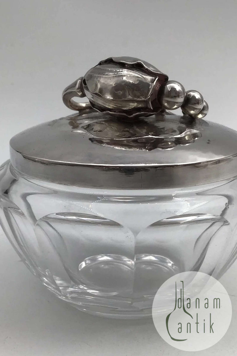 Georg Jensen & Wendel Sterling Sølv Magnolia Sølvlåg No. 2C og Baccarat Krystal Confiture Glas