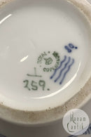 Royal Copenhagen Musselmalet Riflet Thekande No 259