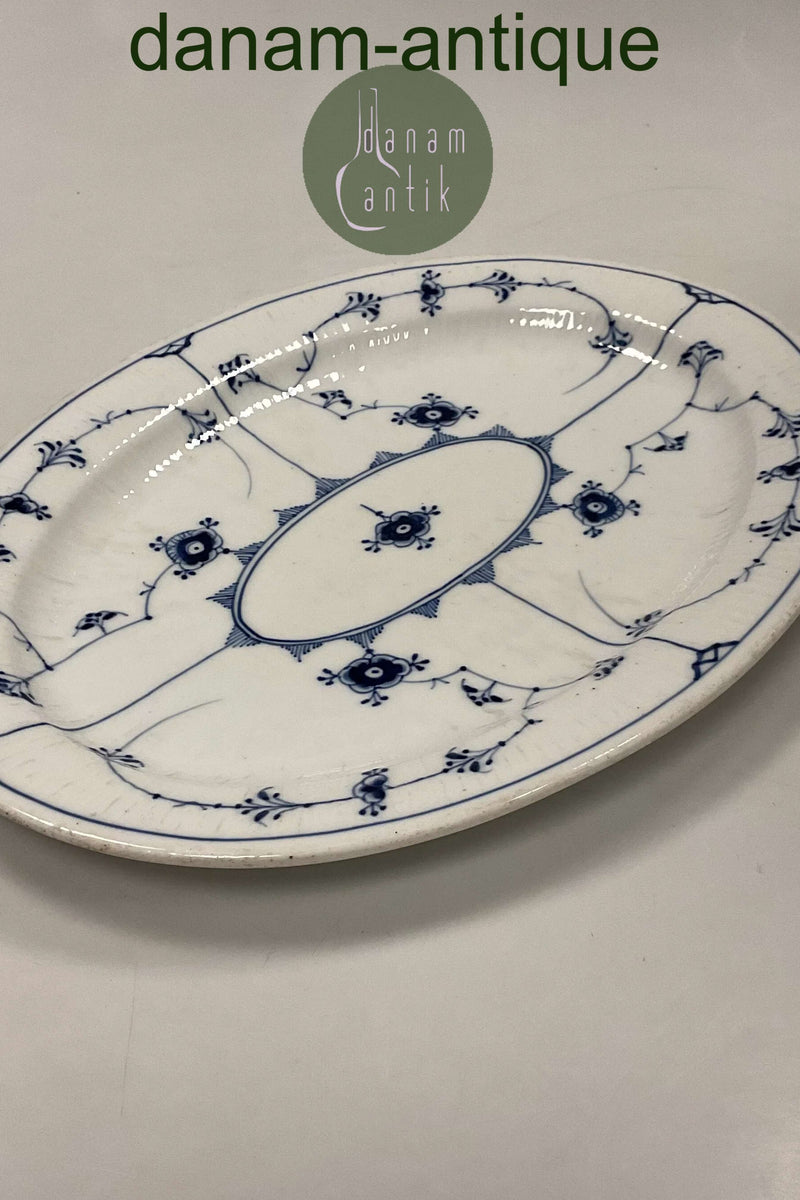 Royal Copenhagen Musselmalet Riflet Ovalt Fad No. 365