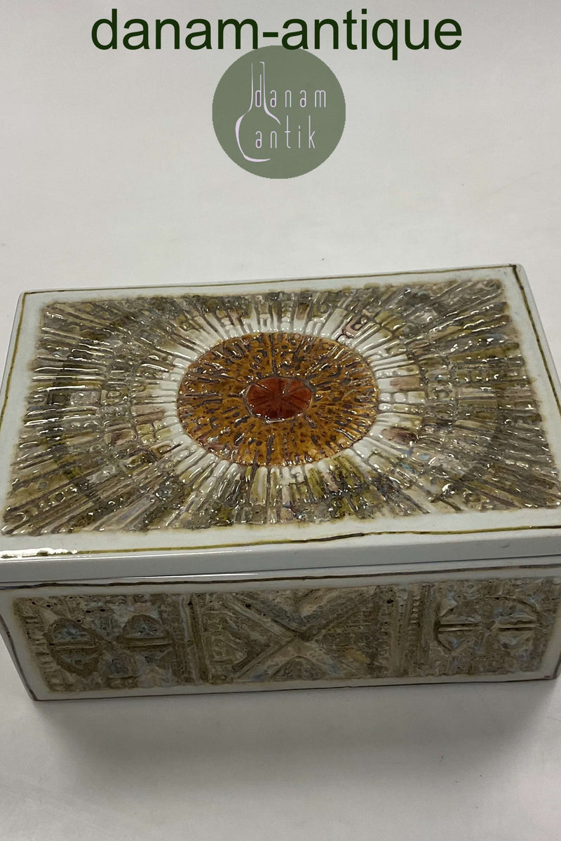 Royal Copenhagen Tenera Stor Æske med låg No 518/3334