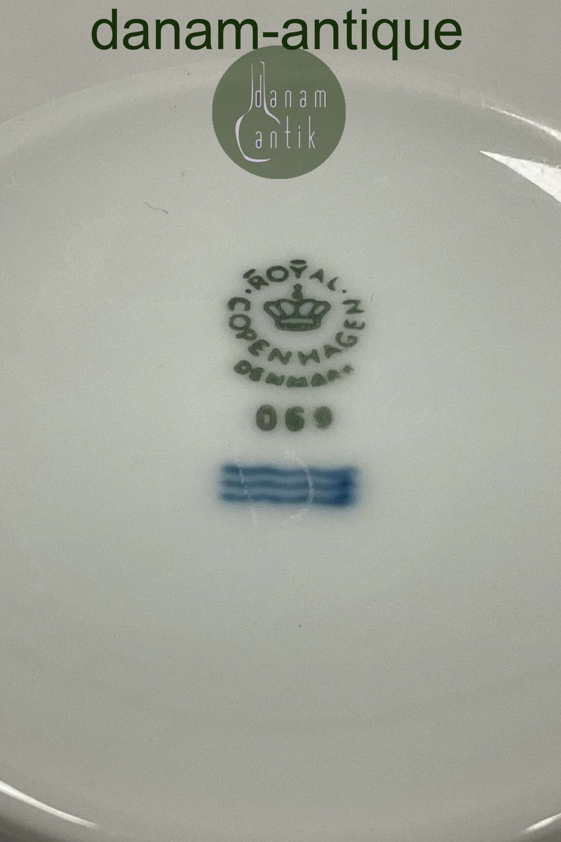 Royal Copenhagen Hvid Vifte Kaffekop No. 11572