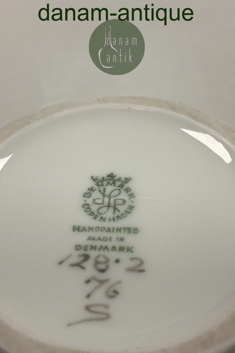 Lyngby Porcelæn Vase med Bondegård No. 128-2/76