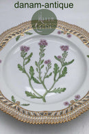 Royal Copenhagen Flora Danica tallerken med gennembrudt kant No 20/3553 / 637