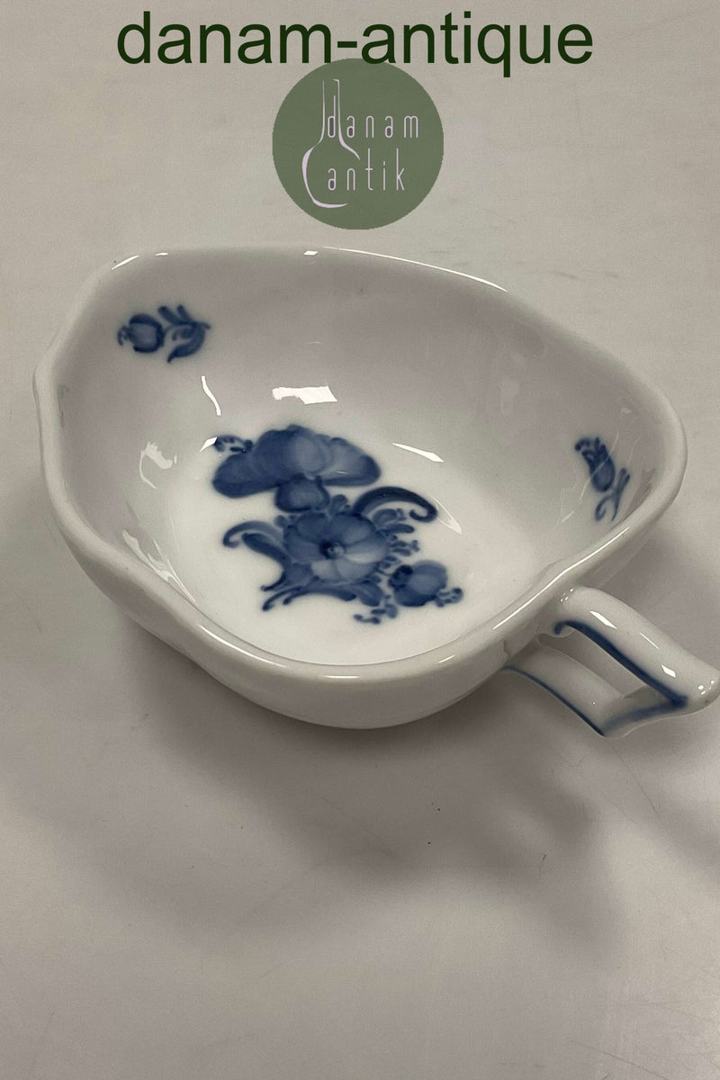 Royal Copenhagen Blå Blomst Flettet Bladformet skål No 8006