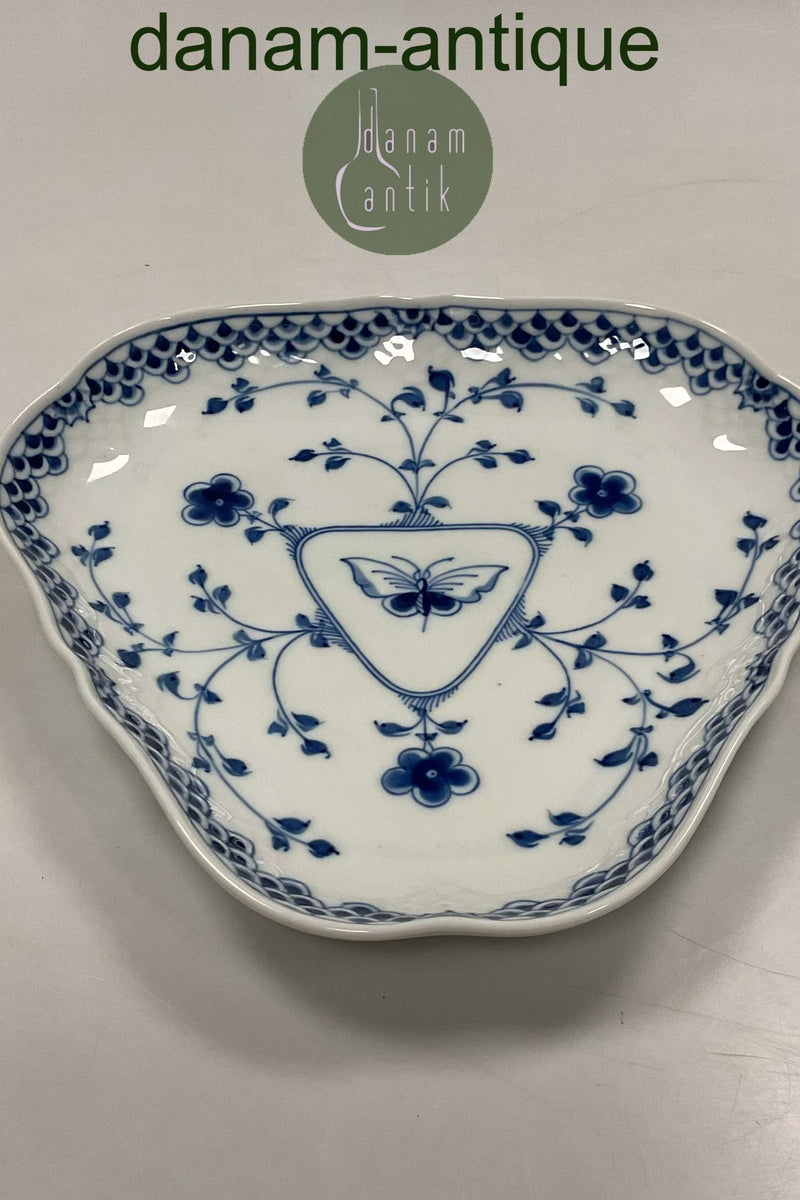 Bing og Grøndahl Dickens 3 kantet fad No. 354