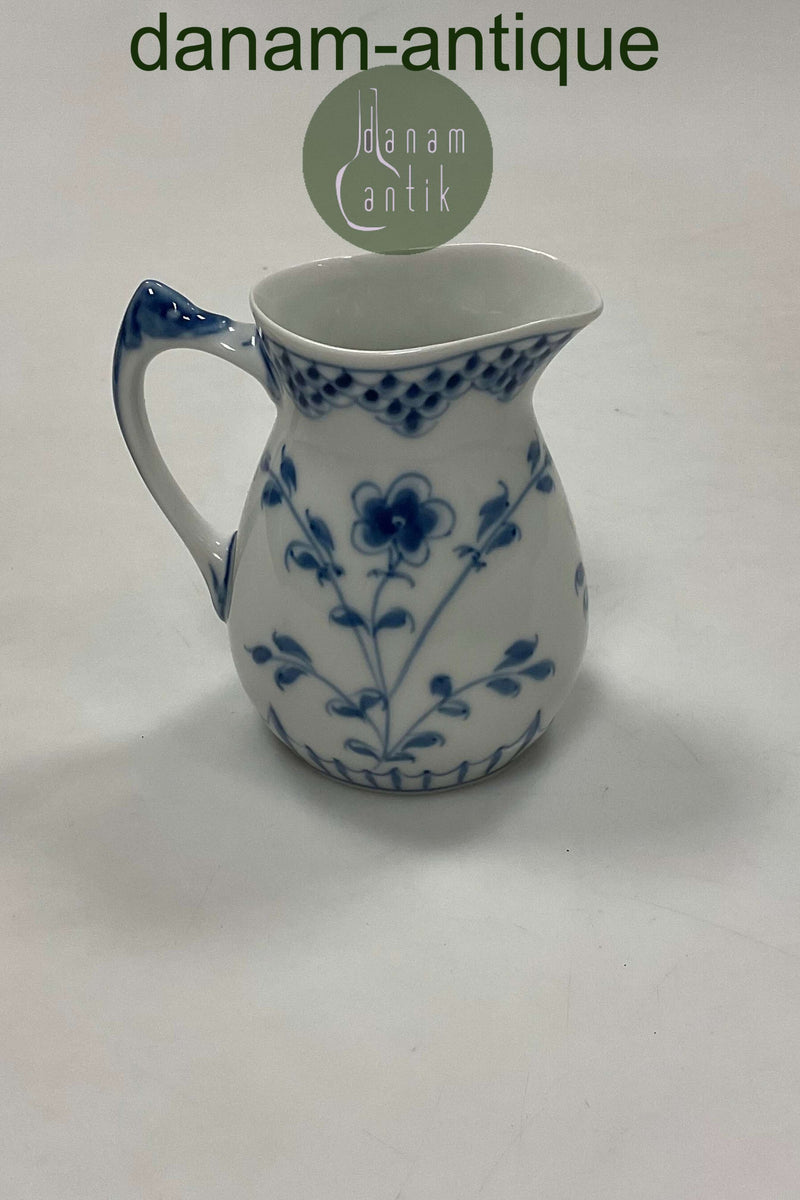 Bing and Grøndahl Dickens Flødekande No.393