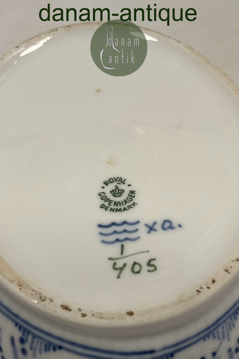 Royal Copenhagen Musselmalet Riflet Oval Terrin No 405 uden låg