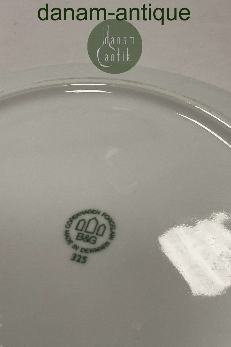 Bing og Grøndahl middagstallerken i hvid uden dekoration No. 325