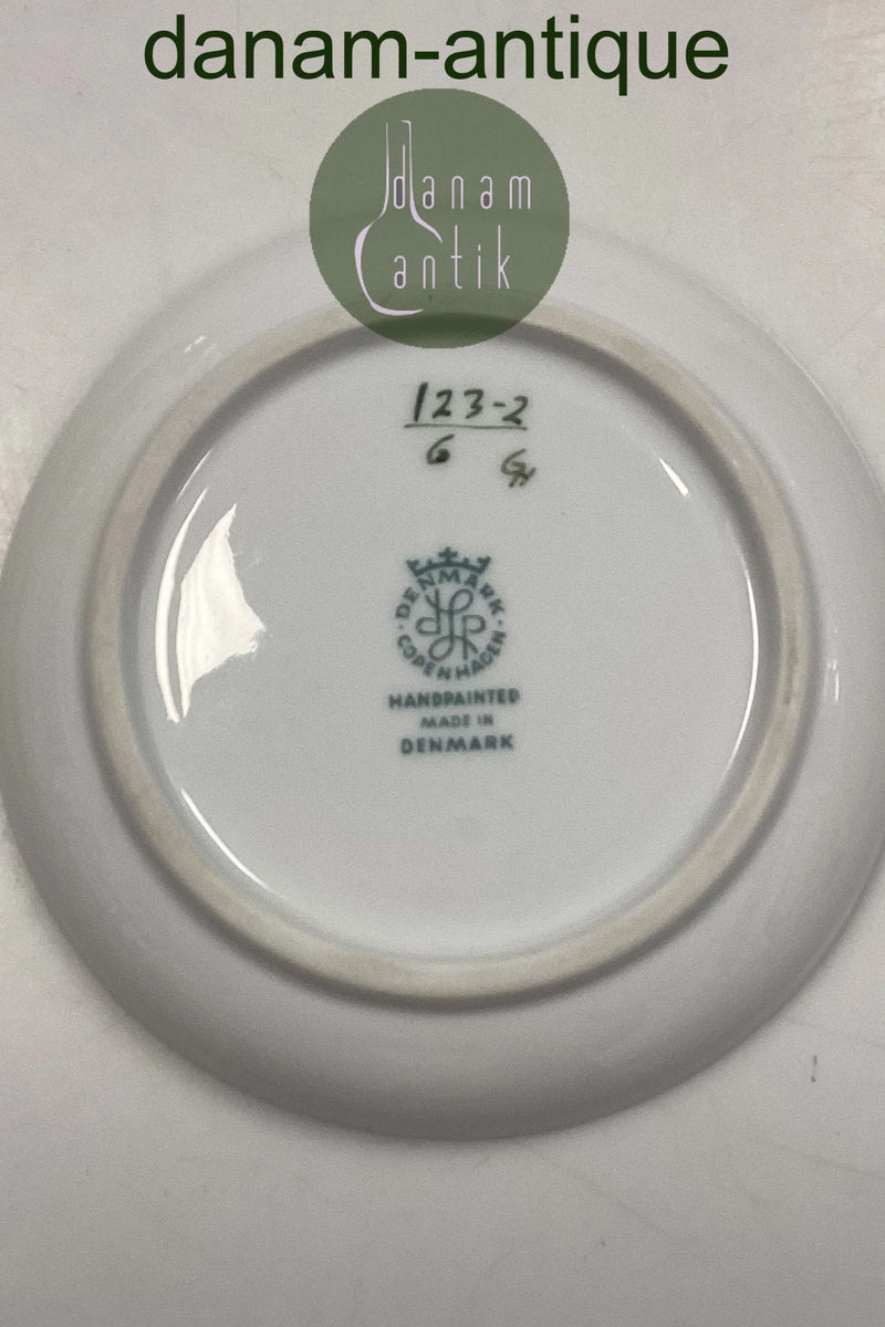 Lyngby Porcelænsskål med Fugl over havet No. 123-3-6