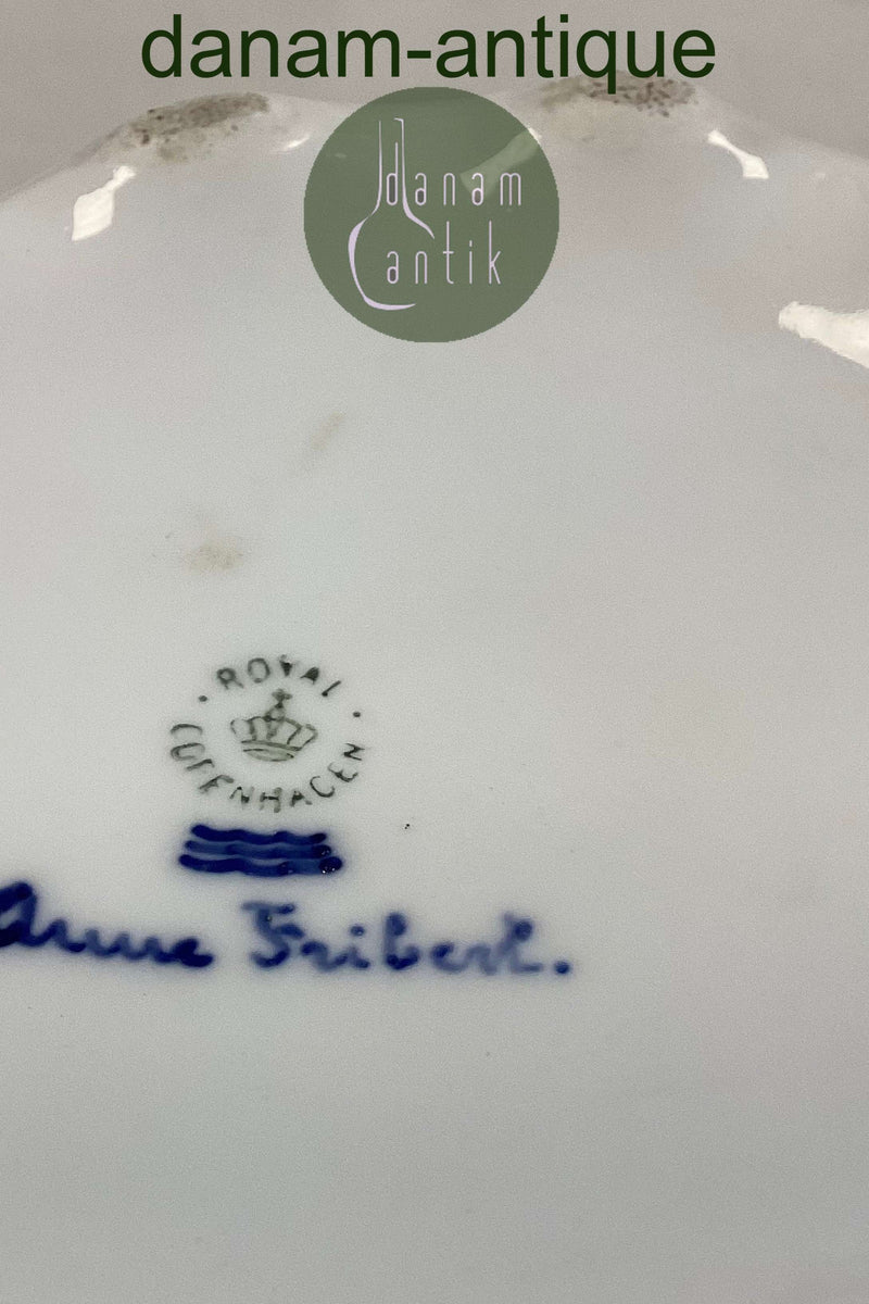 Royal Copenhagen Unika Vase af Anne Fribert med sydlandsk landskab og firben