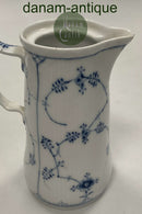 Royal Copenhagen Musselmalet riflet kande No. 32