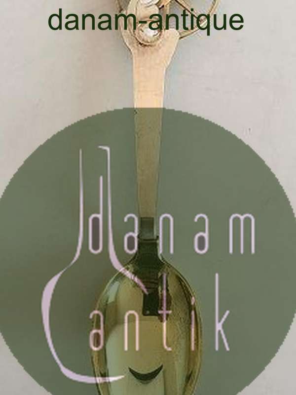 A. Michelsen 1942 Juleske Forgyldt Sterling Sølv med emalje.