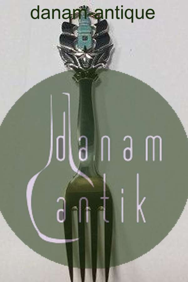 A. Michelsen 1930 Julegaffel Forgyldt sterling sølv med emalje.