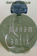 Flakon von Guerlain Paris Parfüm.