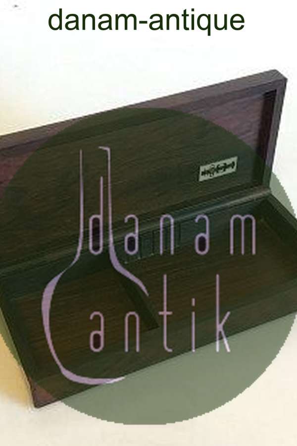 ローズウッドのクリットガードボックス